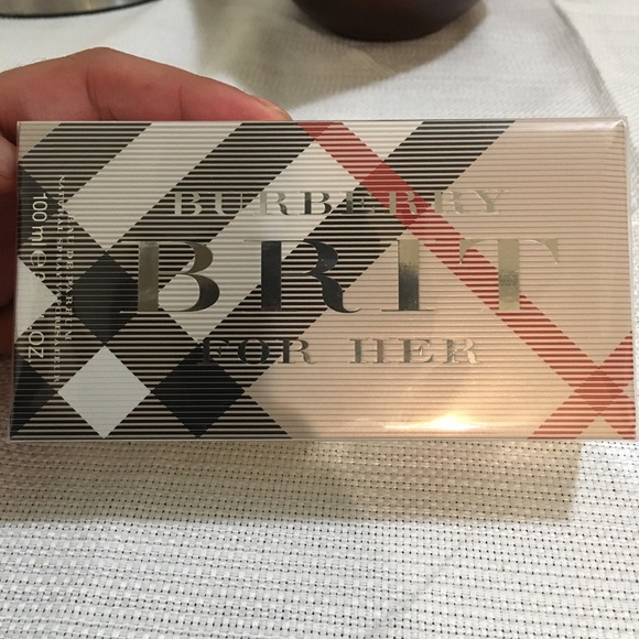 Burberry Brit for her - Picture 1 of 4